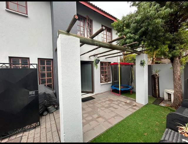 2 BEDROOM PROPERTY TO RENT IN BROOKLANDS LIFESTYLE ESTATE